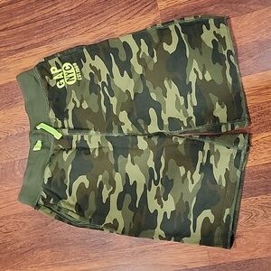 GAP KIDS Boys XXL 14/16 Green Camo Shorts